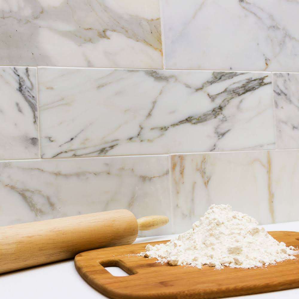 Calacatta Gold 6x18 Polished Marble Subway Tile F810