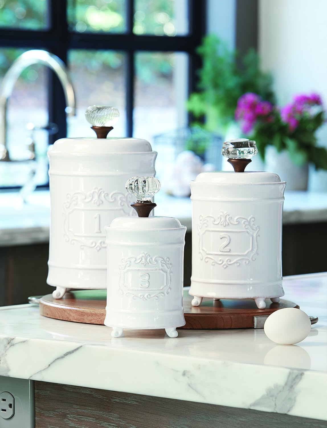 White Kitchen Canister Set of 3 M600874