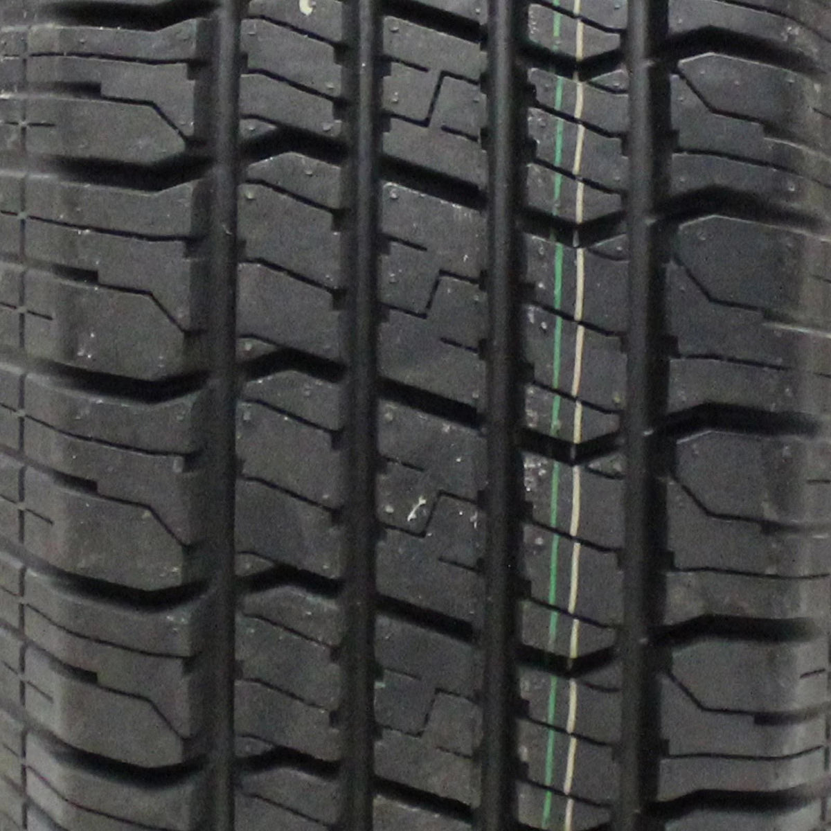 All Season P225/75R15 102S Passenger Tire O723703