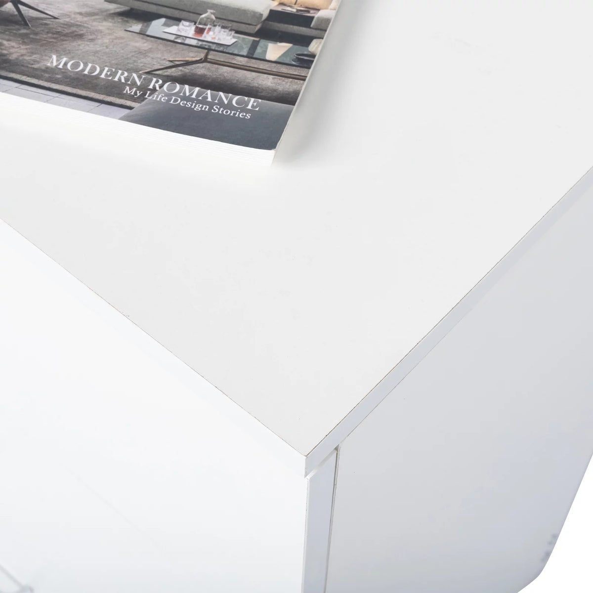 3 Drawers Nightstand Z3804
