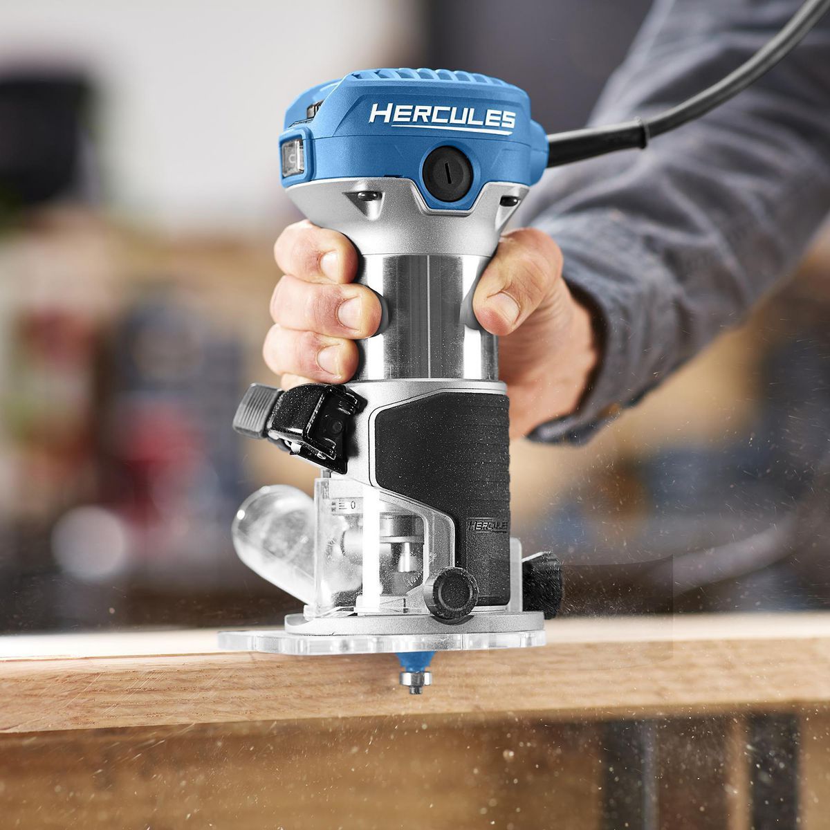 7 Amp Variable-Speed Compact Trim Router S9696