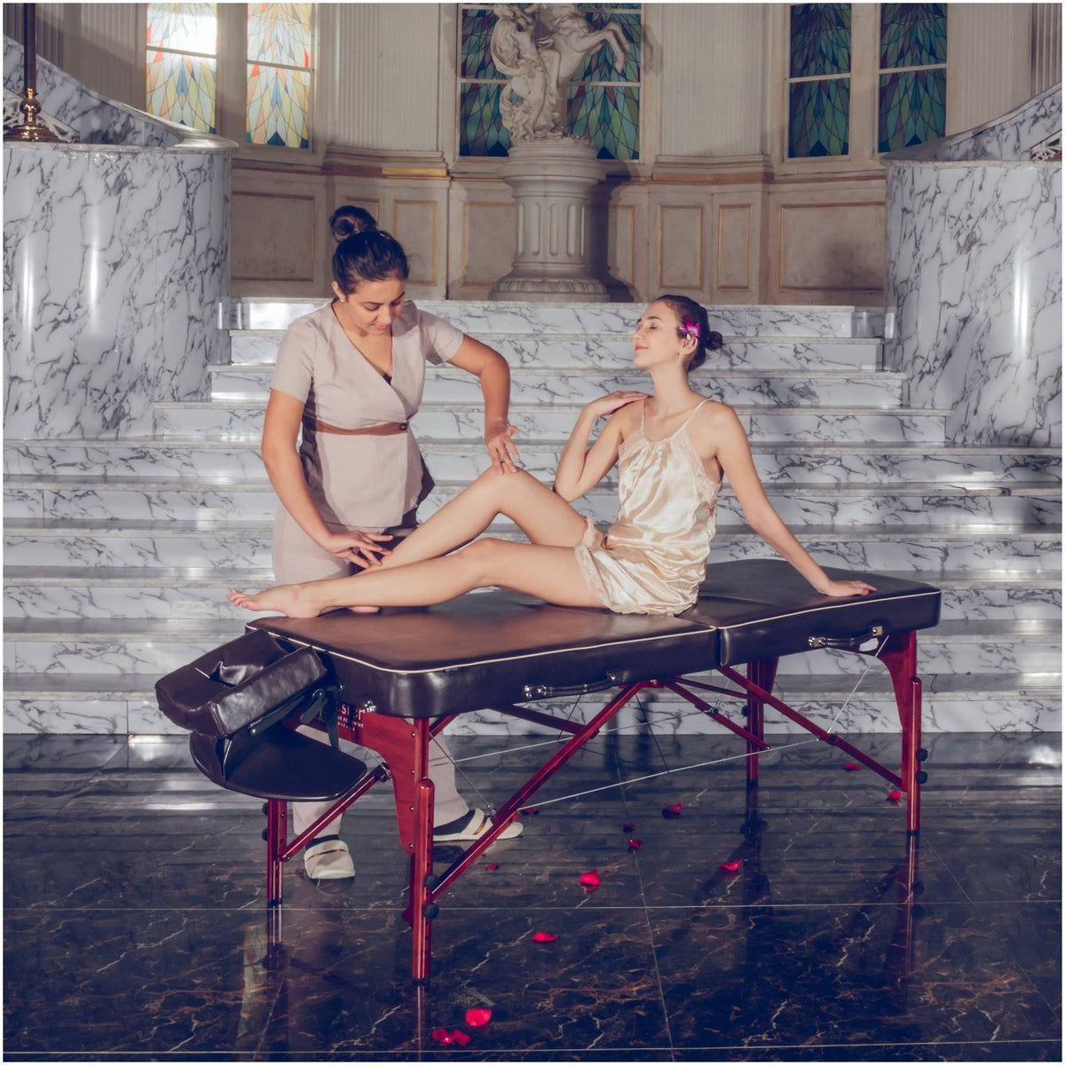 Portable Massage Table R87170