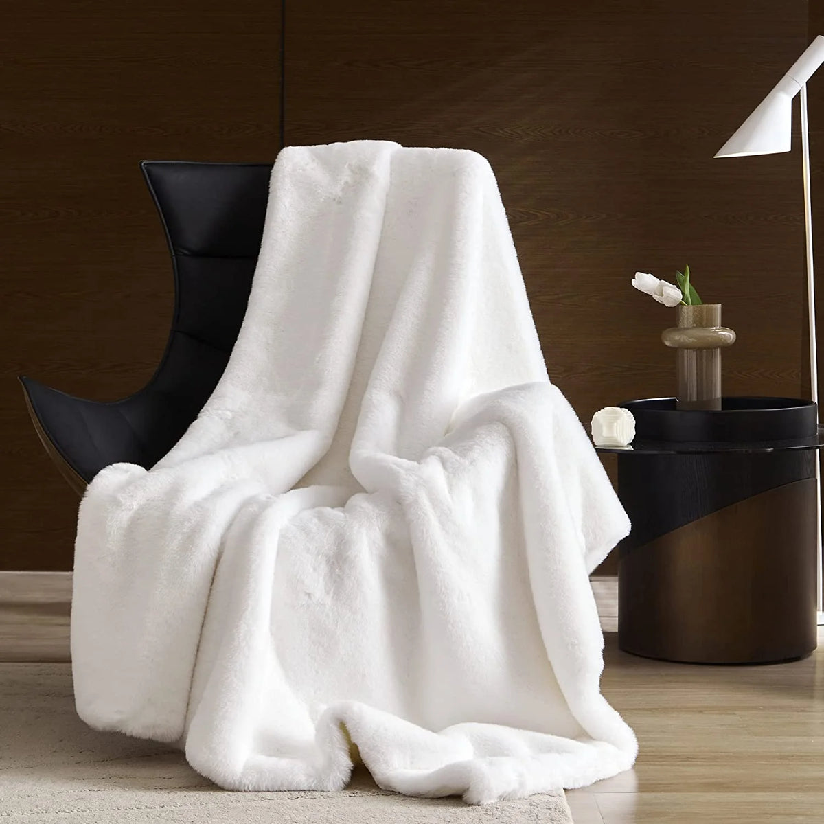 Faux Fur Reversible Throw Blanket 60"x80" White P334110