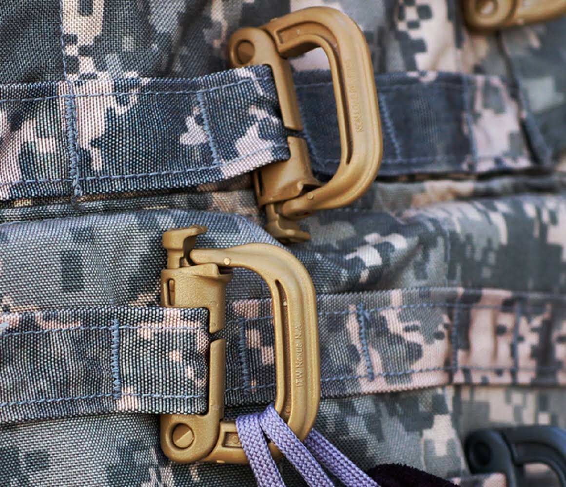 Tactical Locking Carabiner D6181