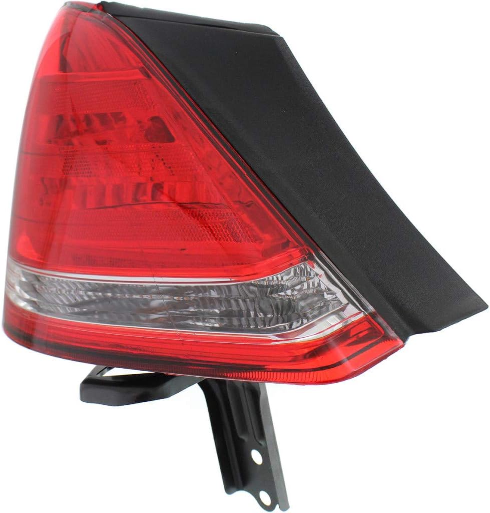Tail Light Assembly Driver Side with Bulbs G795