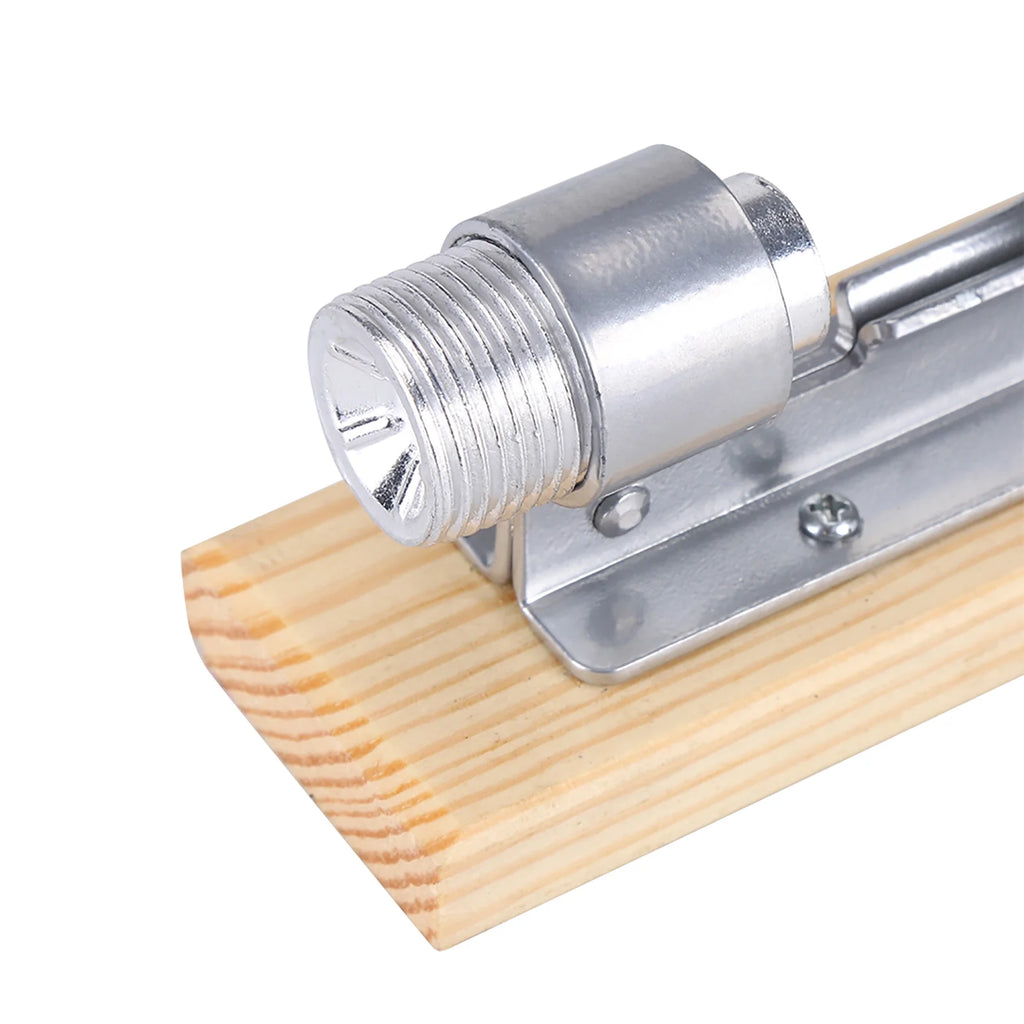 Nutcracker with Inox Hull and Wooden Grip C666