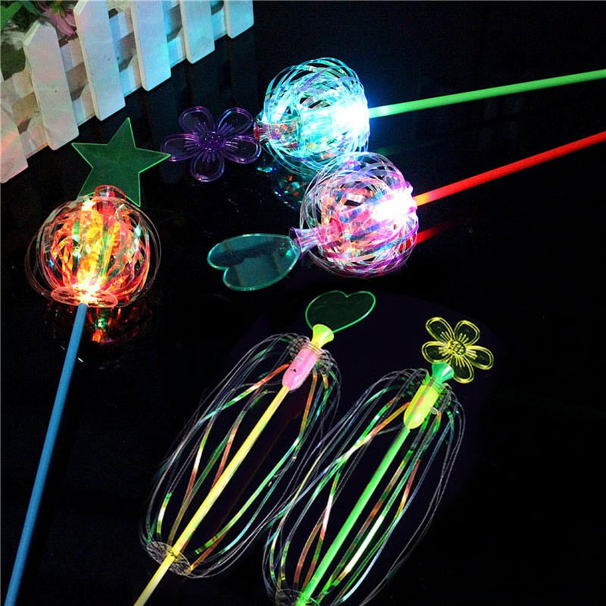 Sparkling Spindle Wand Glow Stick Toy C536950