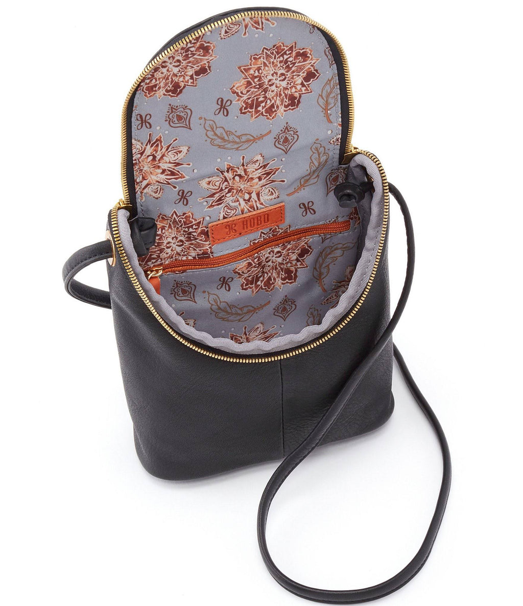 Scarlet Crossbody J26067
