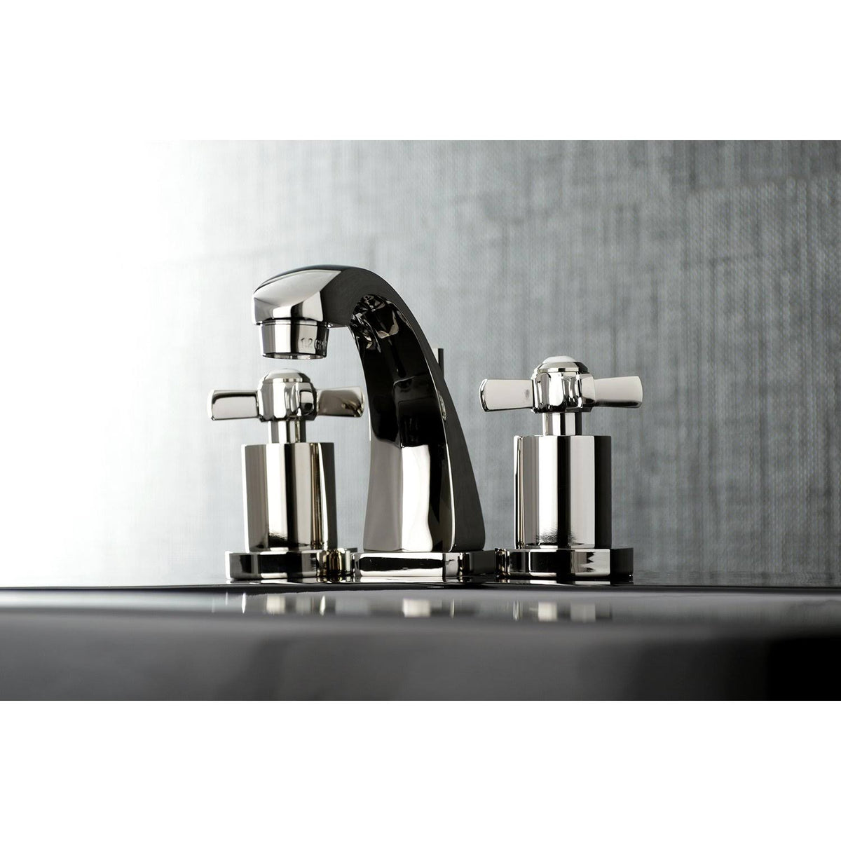 Polished Brass Mini Widespread Lavatory Faucet I84897