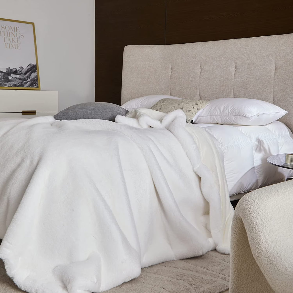Faux Fur Reversible Throw Blanket 60"x80" White P334110