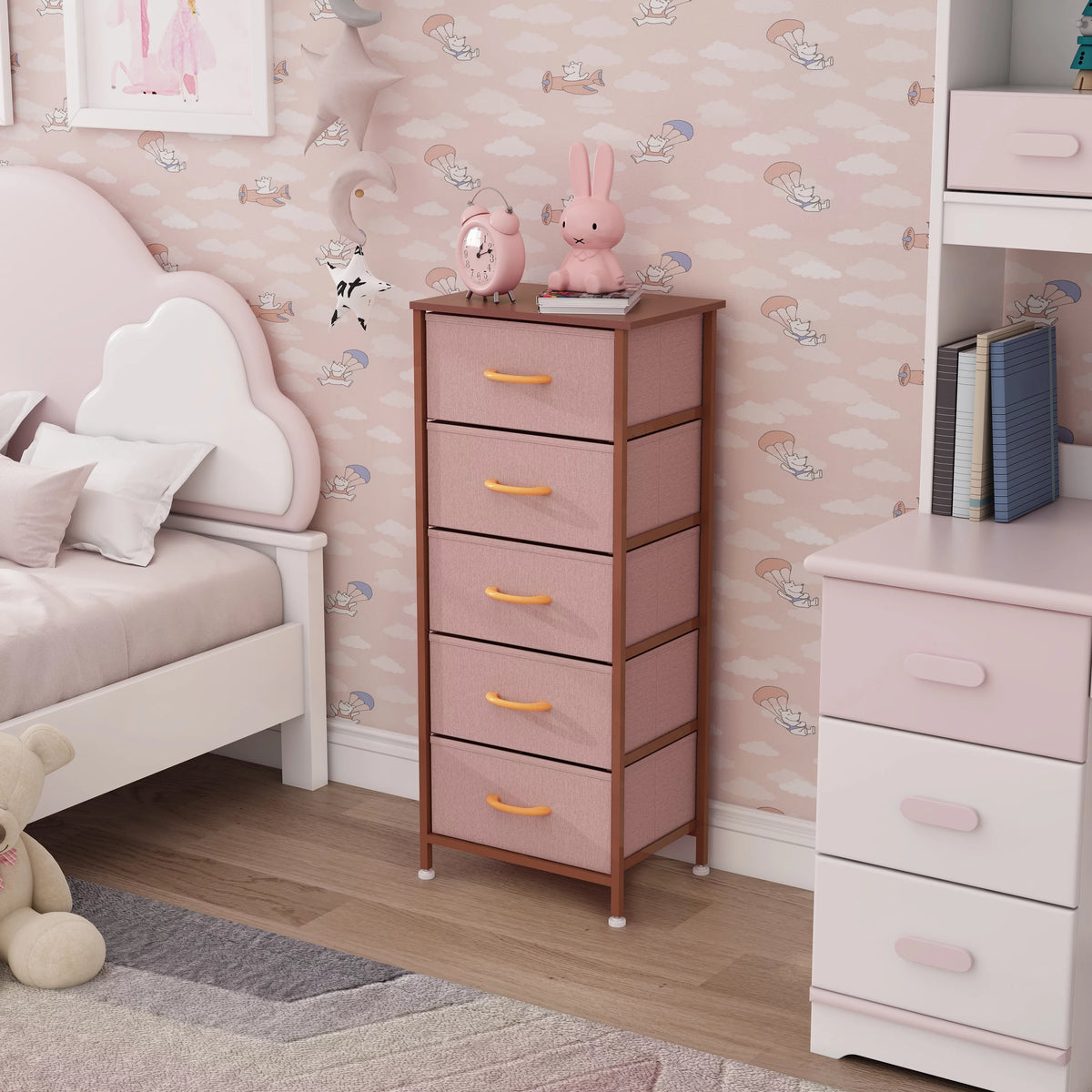 Pink 5 Drawer Dresser Q699